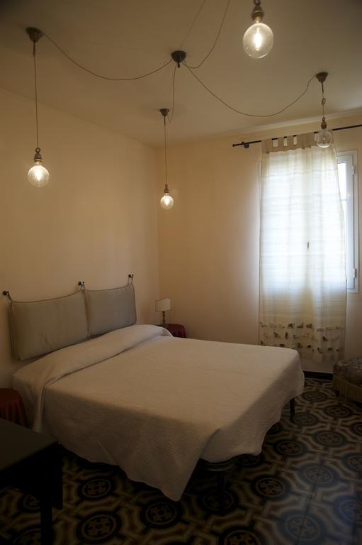 פינאלה ליגורה Erasmo Rooms & Breakfast מראה חיצוני תמונה